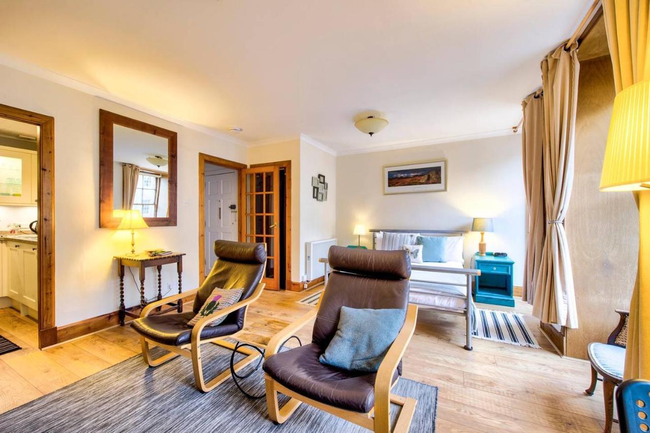 Joivy Royal Mile Apartment In Prime Location Единбург Екстериор снимка