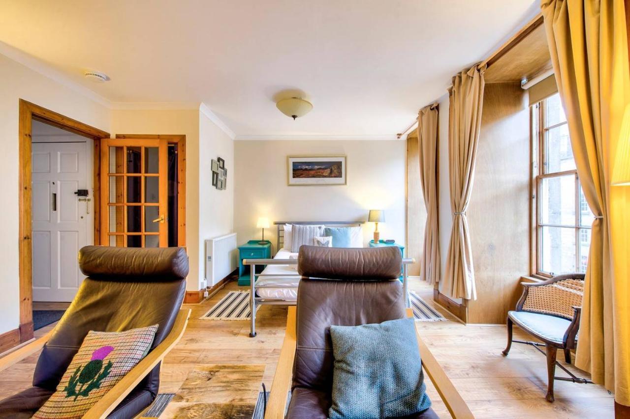 Joivy Royal Mile Apartment In Prime Location Единбург Стая снимка