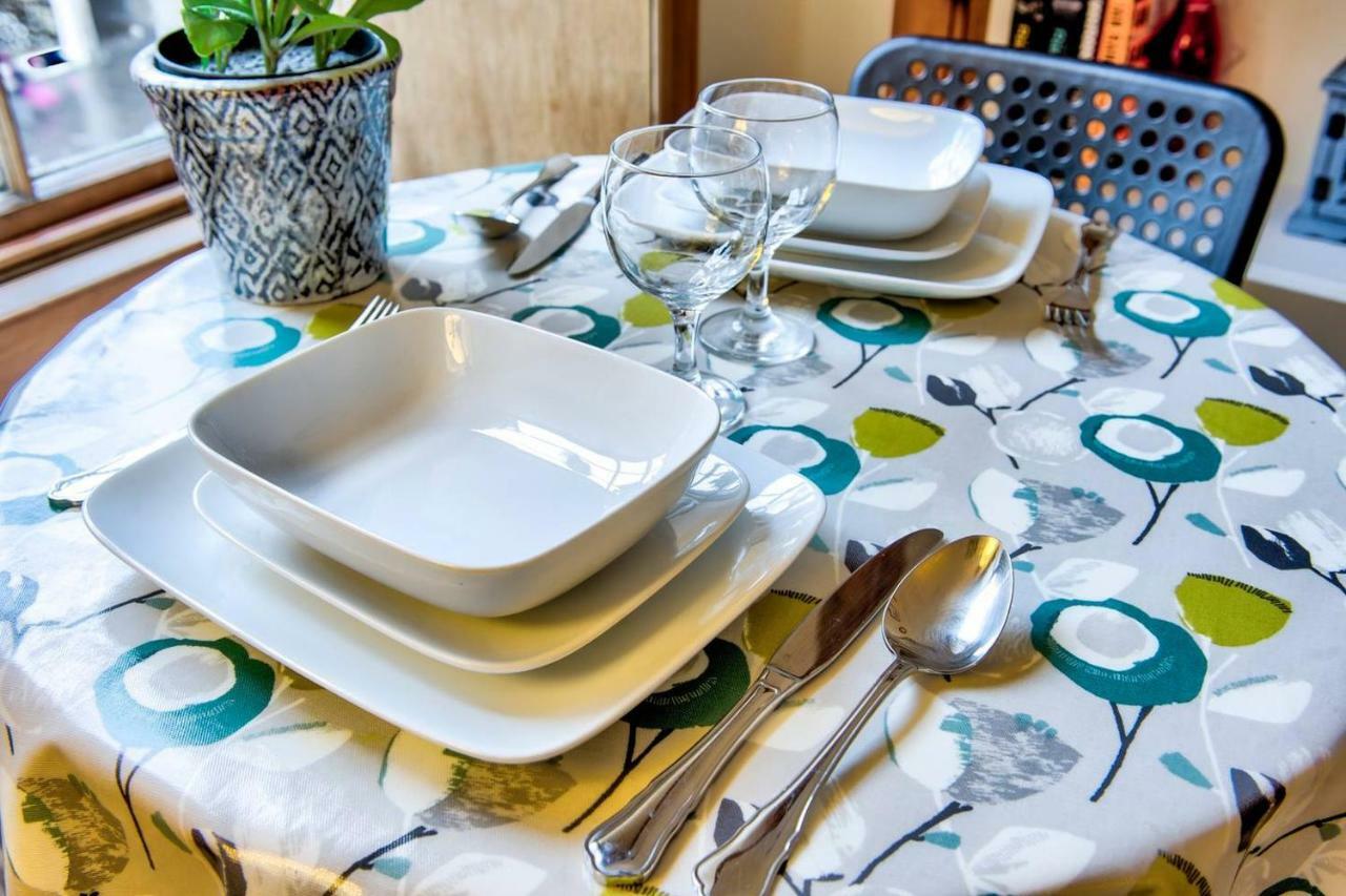Joivy Royal Mile Apartment In Prime Location Единбург Екстериор снимка